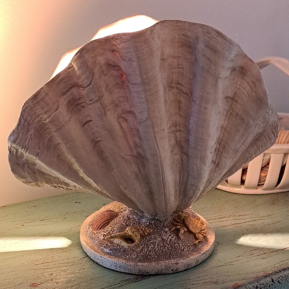 Seashell Table Lamp
